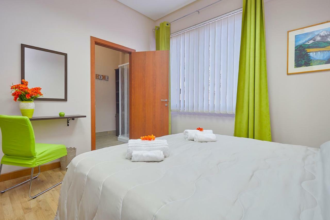Sturzo 44 Bed & Breakfast Palermo Bagian luar foto