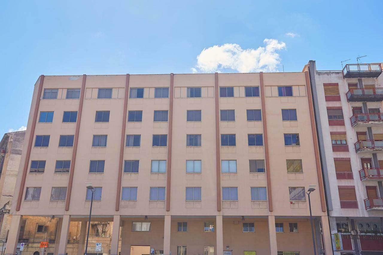 Sturzo 44 Bed & Breakfast Palermo Bagian luar foto